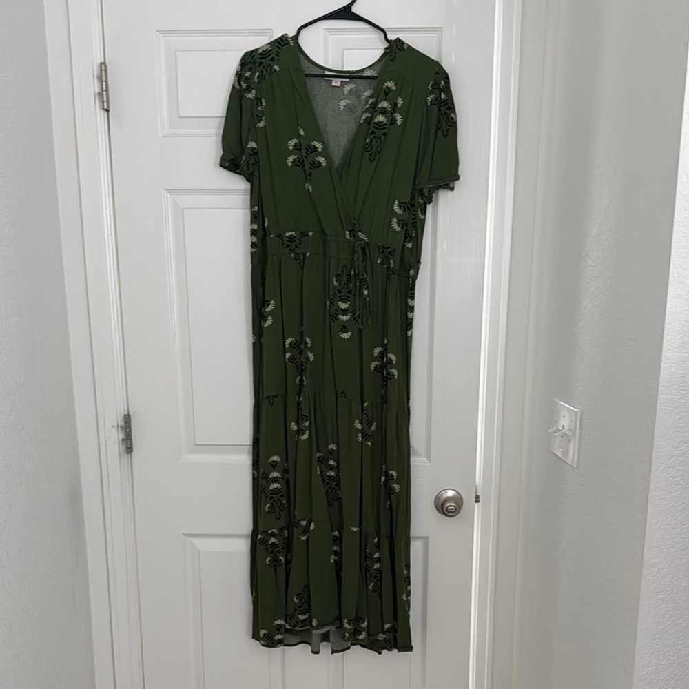Knox Rose Olive Floral Maxi Dress